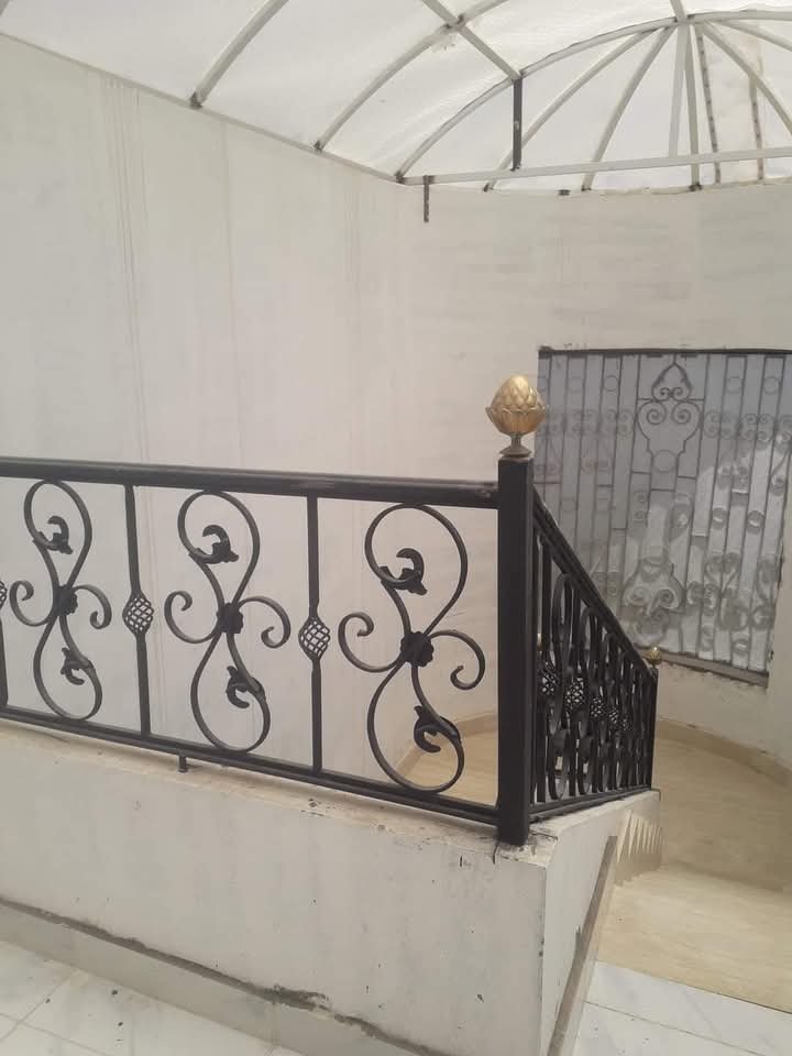 درابزين حديد للسلالم والشرفات